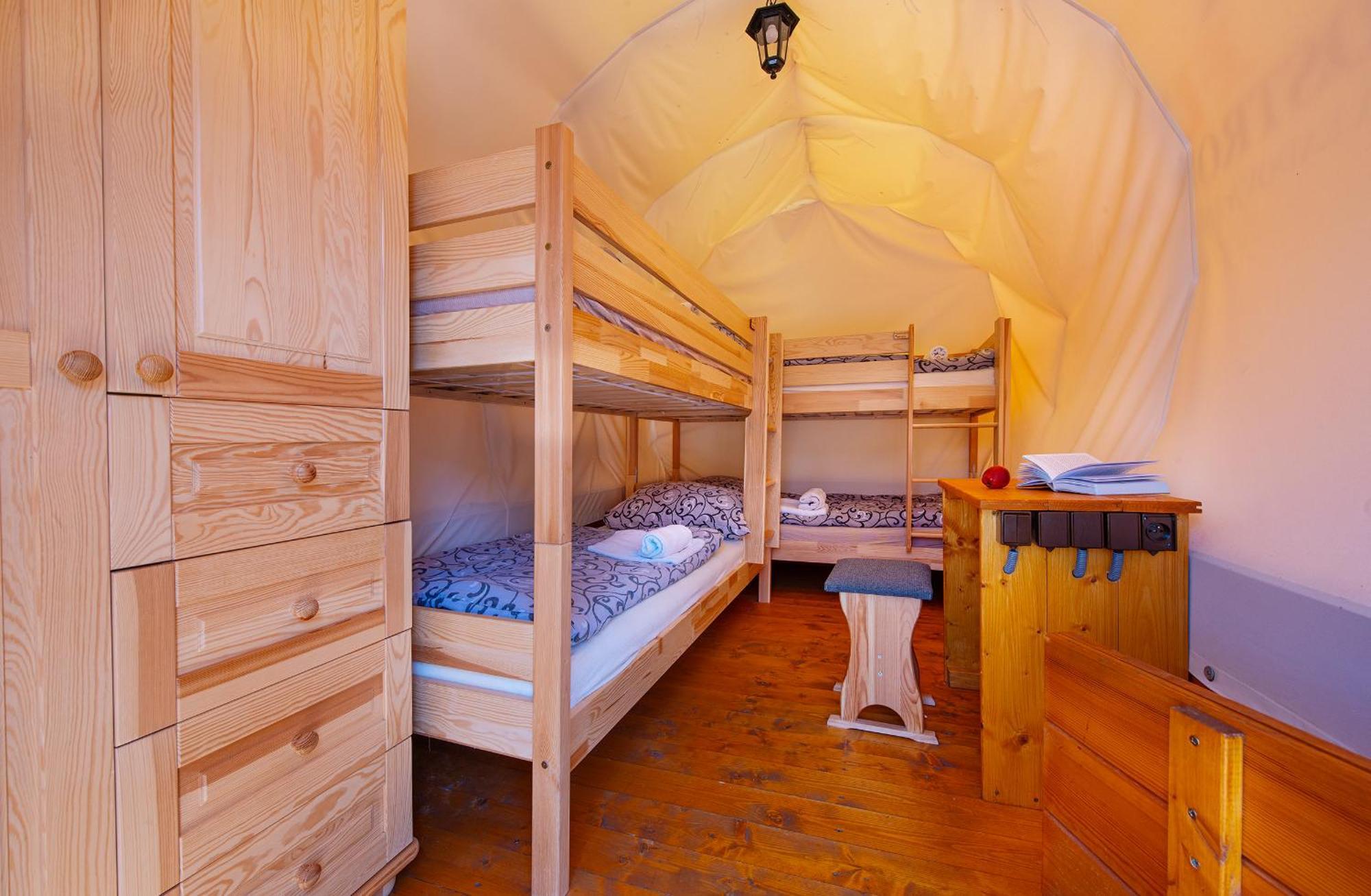 Ranc Pod Ostrou Skalou Guest House สตราเตนา ภายนอก รูปภาพ